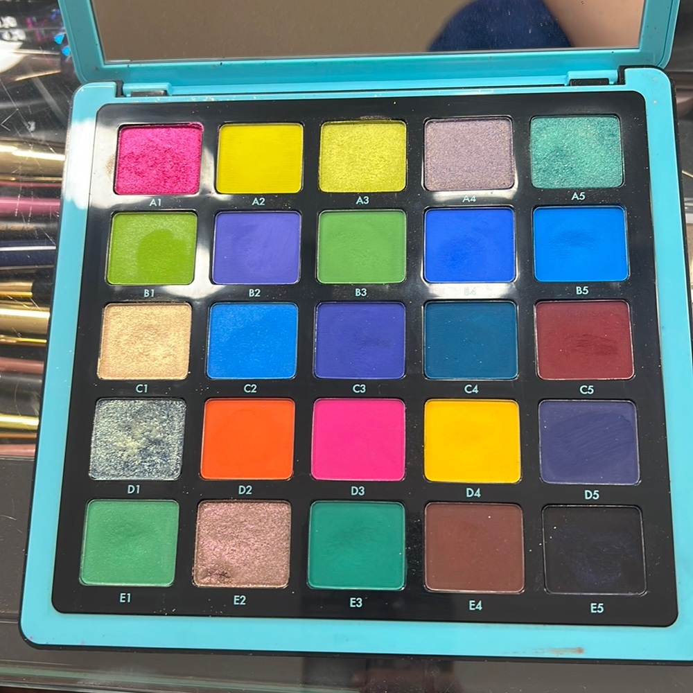 ABH Norvina pro pigment palette vol. 2